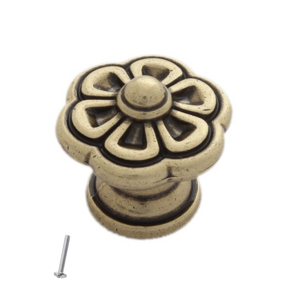 Vintage Cabinet Knob - Flower Shape - 30mm x 28mm - Antique Brass